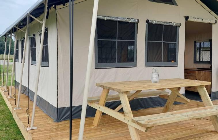 Charmecamping & Appartementen De Regge-Vallei Den Ham Esterno foto